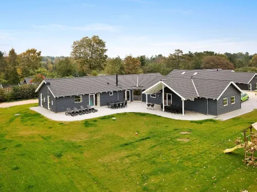 5 Star Holiday Home in Tisvildeleje - Parking
