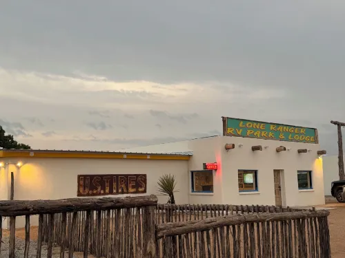 Lone Ranger RV Park & Lodge Hotel di Eastland