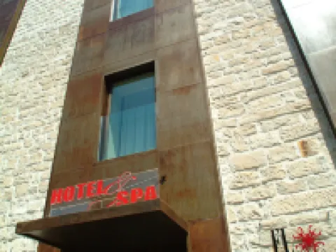 艾爾霍姆斯皇宮酒店 科米索酒店