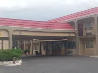 Tree Inn & Suites Albuquerque