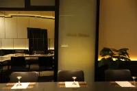 โรงแรมโอเปร่า - พร้อมอาหารเช้า