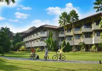 The Singhasari Resort Batu Hotels near Padepokan Dhammadipa Arama