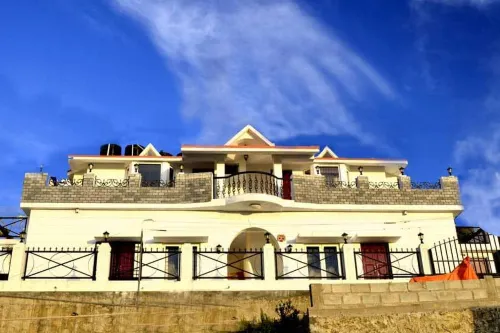 B's Hive Guest House