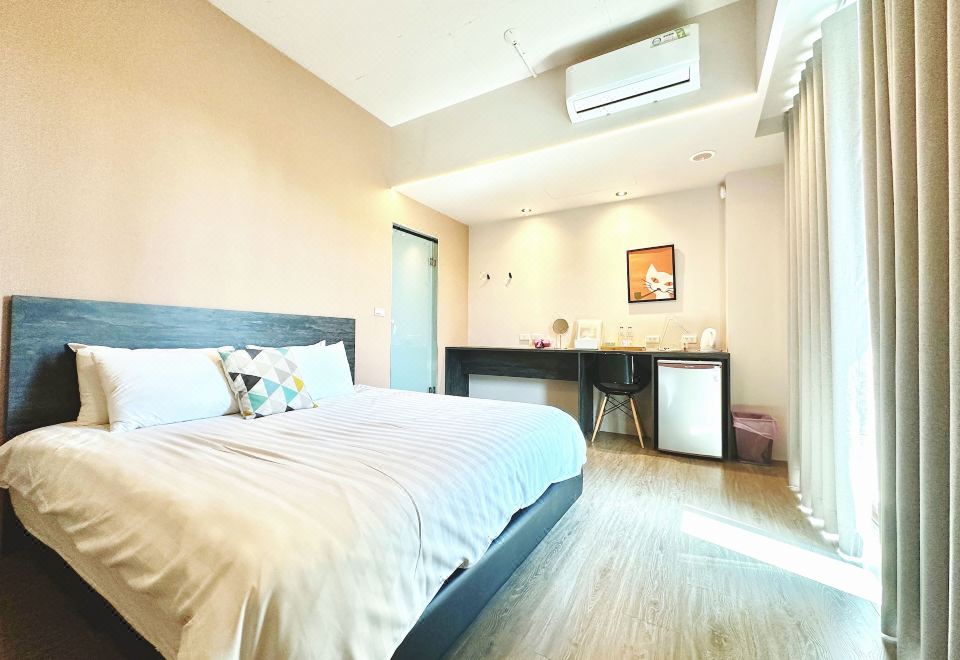 1. 모 B&B..