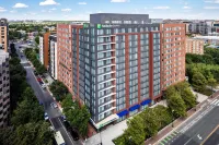 홀리데이 인 익스프레스 워싱턴 DC 다운타운 바이 IHG  호텔