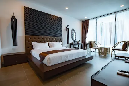 Hermitage Boutique House