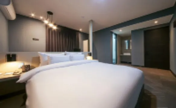 Wanju Hotel Aria