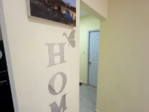 Charming 2-Bedroom House with WiFi, AC, Gated Driveway "Private" Hoteles en Nagua