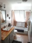 Cozy Hideaway in Town