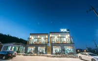Gyeongju Jeje Pool Villa Pension