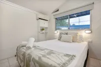Tasman Holiday Parks - Torquay Palms Hotels in Torquay
