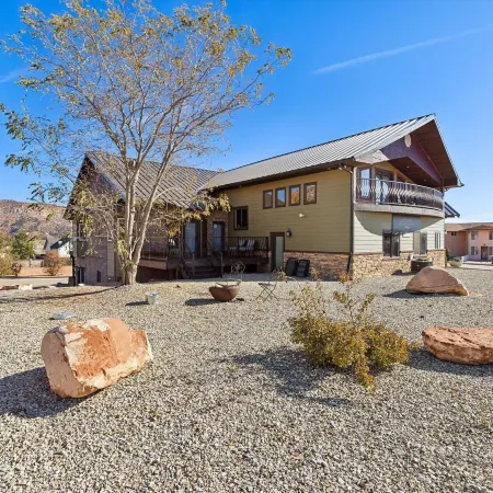 Zion Cliff Lodge