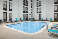 Hampton Inn by Hilton Fayetteville Fort Bragg - Rooftop Pools