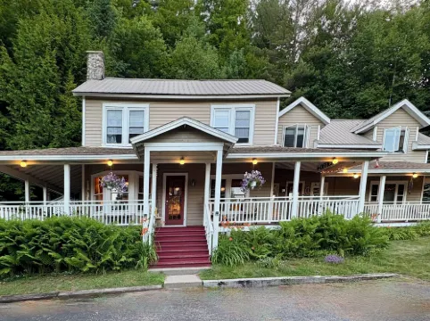 Whiteface Farm Adirondack Bed and Breakfast