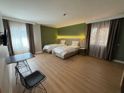 OTTO Hotel & Spa Hotels near Clock tower