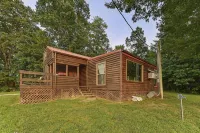 Cabin on Working Highland Cattle Farm in Kentucky โรงแรมใน