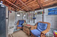 Charming Cottage w/ Patio, Walk to Boothbay Harbor - parking