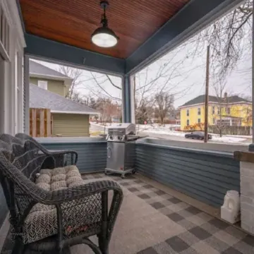 Historic Home in Red Wing Character & Convenience Отели в г. Гудхью