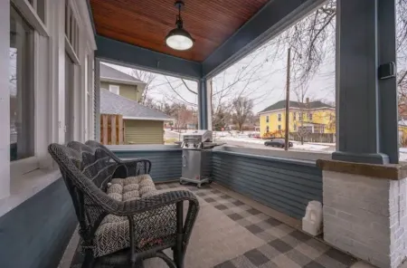 Red Wing Retreat. Historic Charm, Central to Downtown or West End