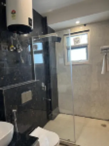 Soothing Stayz - Near Medanta the Medicity