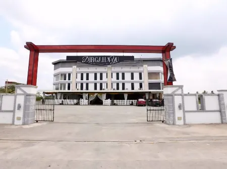 DZ Hotel Salor Отели в г. Pendek