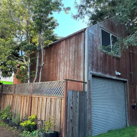 Charming baseball themed 2-story building with cable TV, wi-fi & stereo system.