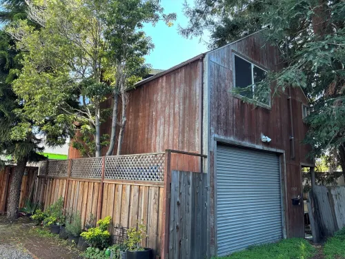 Charming baseball themed 2-story building with cable TV, wi-fi & stereo system.