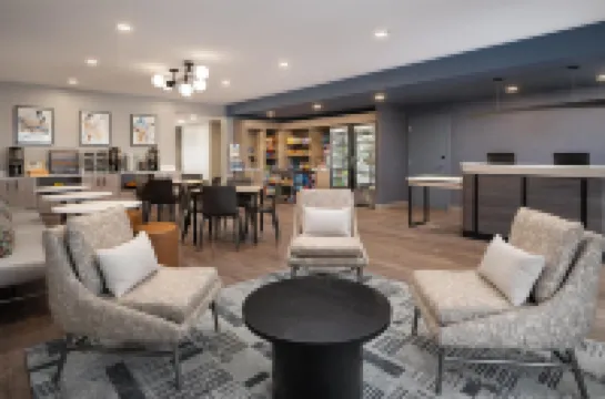 ไฮแอท สตูดิโอส์ โมบาย/ทิลล์แมนส์ คอร์เนอร์