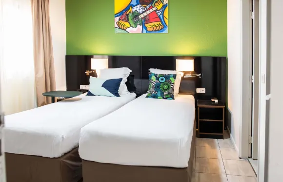 宜必思尚品卡宴中心亞馬遜尼亞酒店