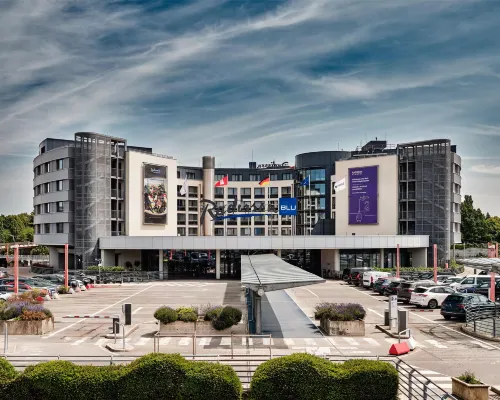 Radisson Blu Hotel, Hamburg Airport Hotels near Niendorf