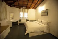 Funk Bunks - Sigiriya Hotels in 