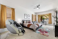 New Lakefront w/ Free Boat & Pool & Massage Chair & Near State Farm Stadium