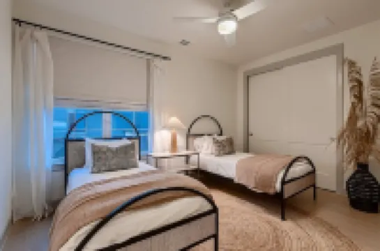 Stunning home with pool, walking distance to the square