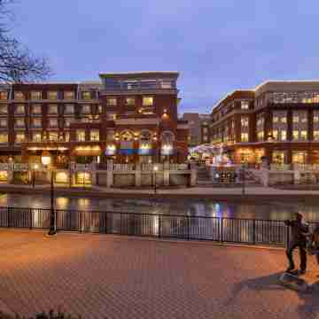 Hotel Indigo NAPERVILLE RIVERWALK by IHG Hotel Exterior