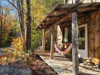 Cabin-7 Min to Ski Stratton-Wood Fired Sauna-Brook View-Woodstove-Firepit-Dog OK Hotels in Jamaica