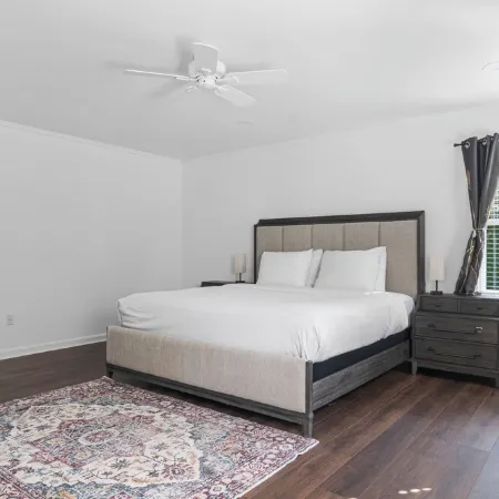 Near Newport, Beaches, Golf & Navy Base