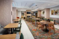 Hampton Inn Nashua - Завтрак