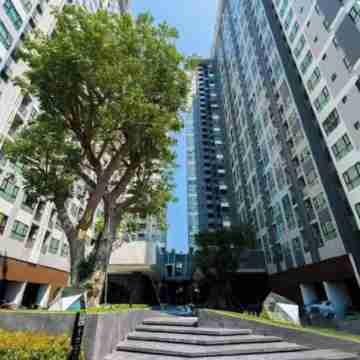 Kaws Theme - Luxury Modern Cozy Art l Infinity Pool l Central Pattaya Hotel Exterior