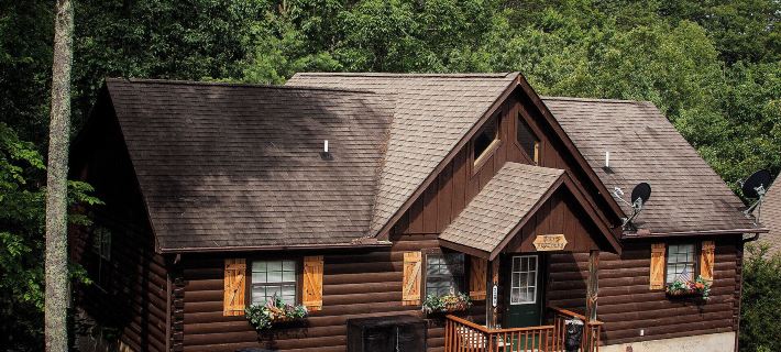 Idyllic Cabin w/ Hot Tub < 2 Mi to Dollywood! Hotels in Sevierville