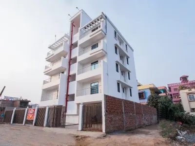 FAMILY ROOM 8-S G INTERNATIONAL Hotels in 