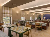 Amarello Hotel Praia Santo Andre, Tapestry Collection by Hilton Hotels in Santo Andre