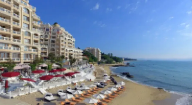 1BD Ap in a Private Complex - Private pool & beach 金沙酒店