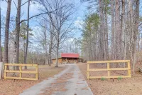 Cropwell Cabin w/ Fire Pit, Near Logan Martin Lake - 3-Star