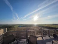 Oceanfront Home Views! Path to Beach! Dog Friendly! Great Outdoor Spaces-Updated Hotels in Grayland