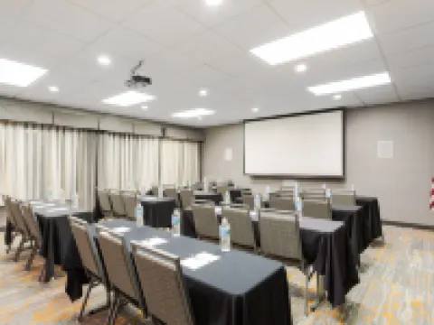 Hampton Inn Pittsburgh/West Mifflin Hotels in West Mifflin
