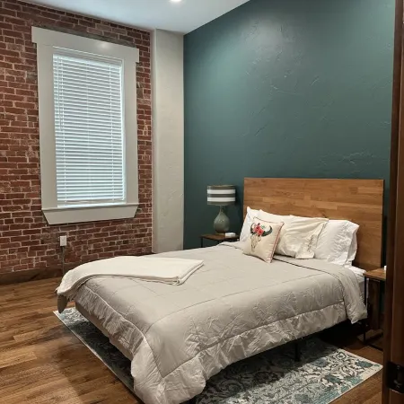 Cozy 2-bedroom apartment in Aubrey with WiFi, AC
