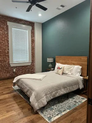 Cozy 2-bedroom apartment in Aubrey with WiFi, AC