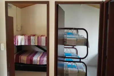 Beautiful Country House with Swimming Pool near Bogota MONTAÑA ESCONDIDA GLAMPING附近的飯店