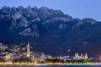 LITTLE MARINA APARTMENT - COMO LAKE EAST SIDE LAKE FRONT CIR: 097045-LNI-00001 Hotels in Malgrate