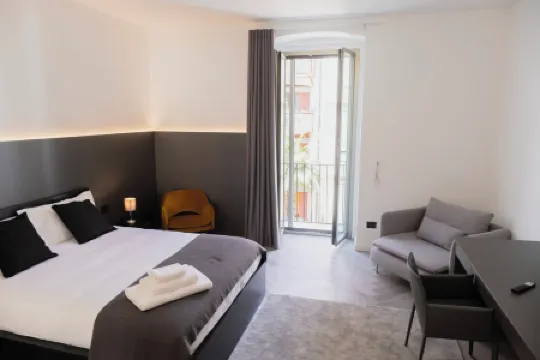 BARNEYS DESIGN APARTMENT